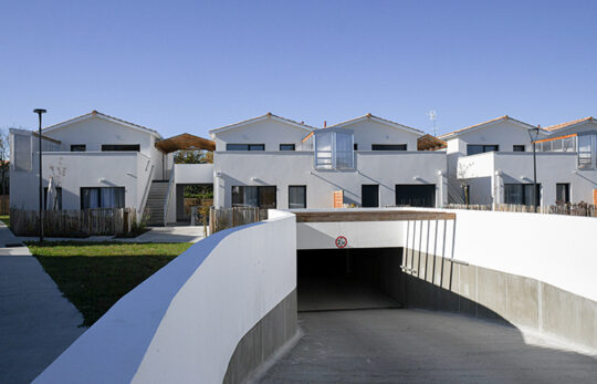 Maisons à étages à St Médard en Jalles avec parking souterrain