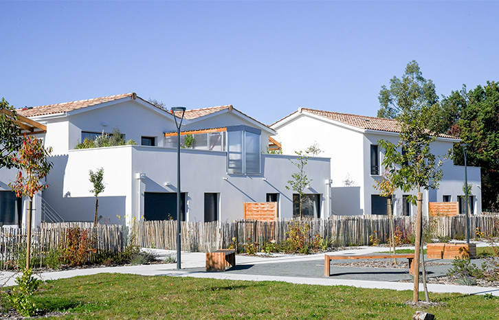 Maisons neuves avec étage à St Médard
