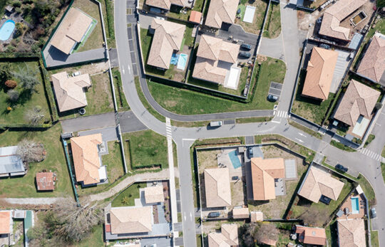 Maisons individuelles dans un lotissement du Teich